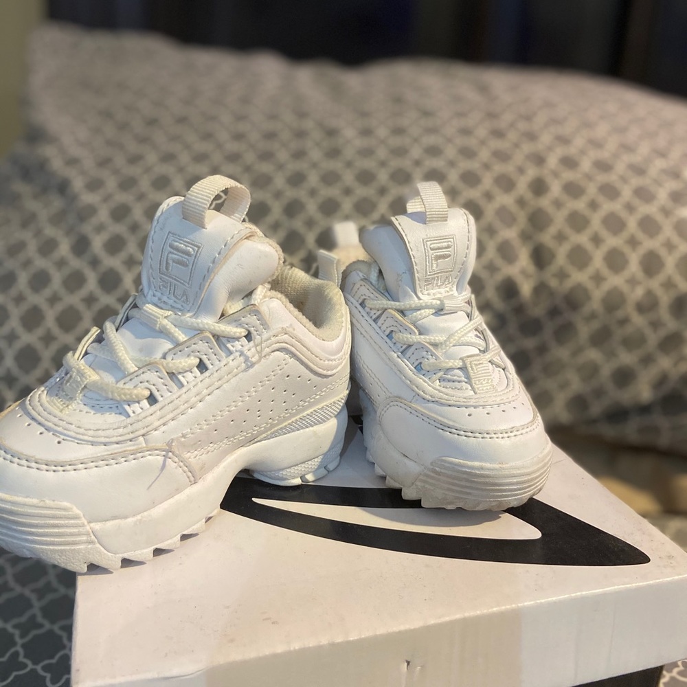All White Spice Girl Fila’s - Picture 3 of 4